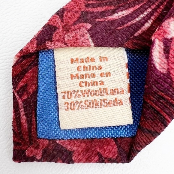 Tommy Bahama Tie Wool & Silk Reds & Pinks Floral Leaves Palm Necktie New NWT - Picture 4 of 5